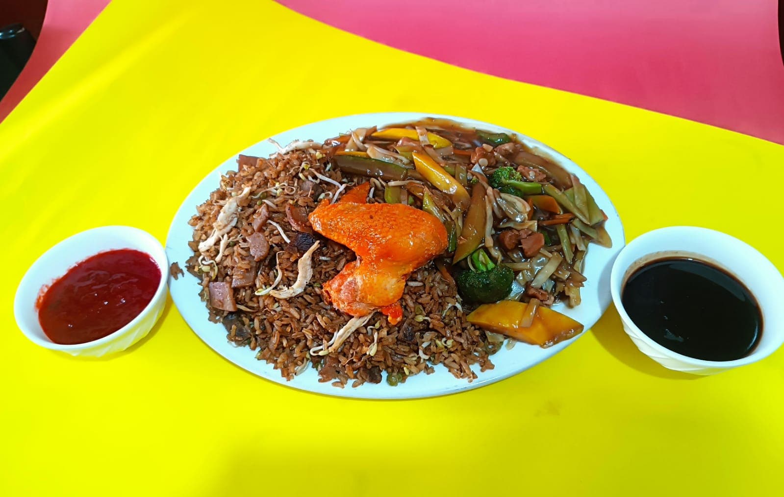 Arroz chino con alita