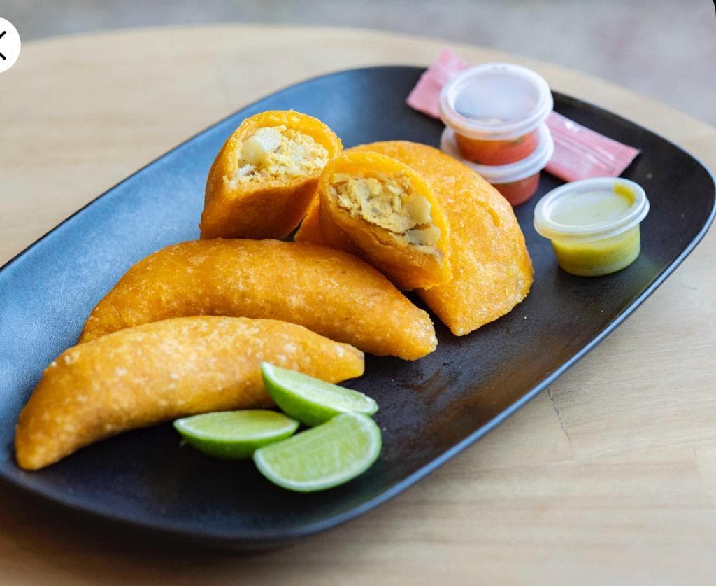 Combo Pareja Pollo más 2 Gaseosas 250 ml