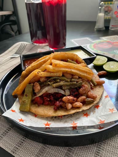 Taco de Chorizo 1 pza