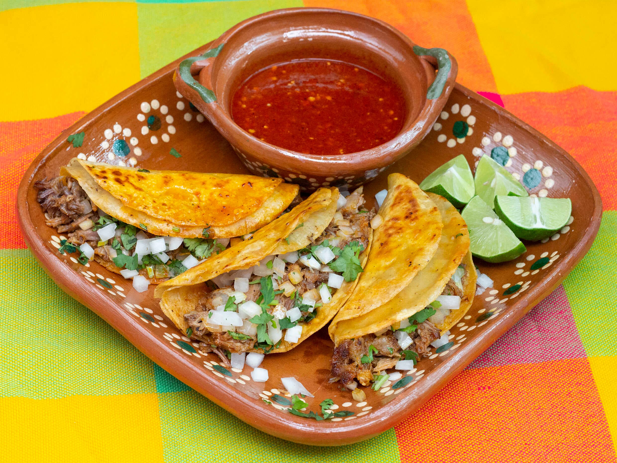 Taco de Birria Dorado