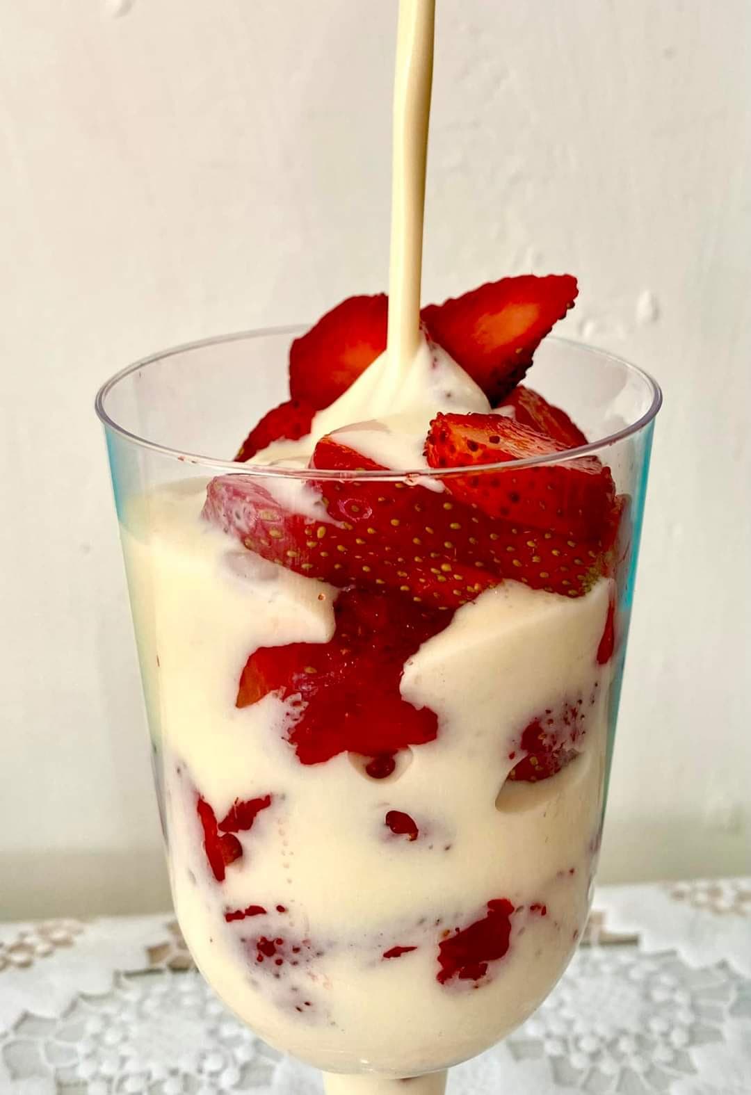 Fresas con Crema Sencillas