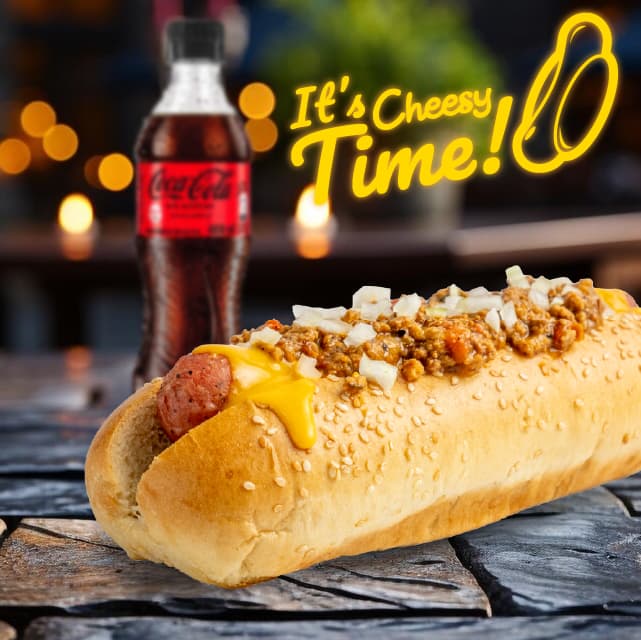 Perro Cheesy Chili con Carne en Combo