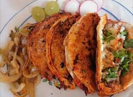 3 Tacos de Barbacoa