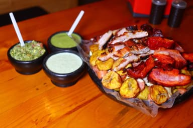 Salchi Picada 3 Personas