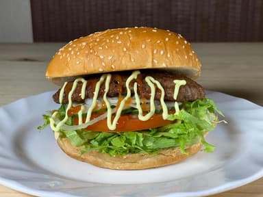 Combo 3 - QUESOBURGUESA + PAPAS + GASEOSA 600ML