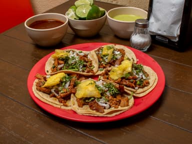 Orden de 5 tacos al Pastor
