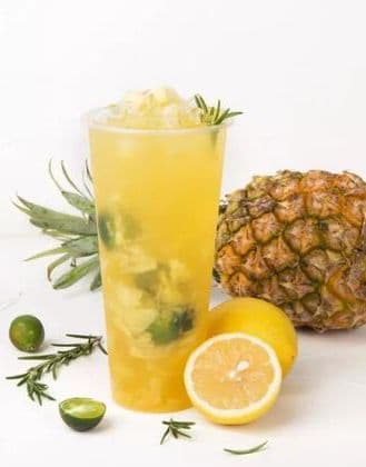 Piña con Menta y Boba