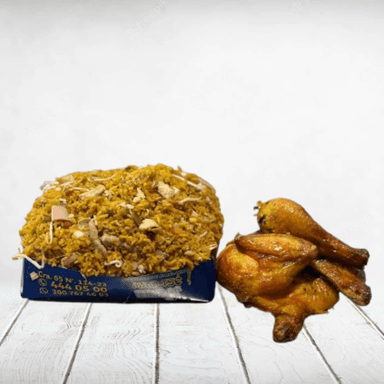 1. Caja grande arroz chino + Medio Pollo