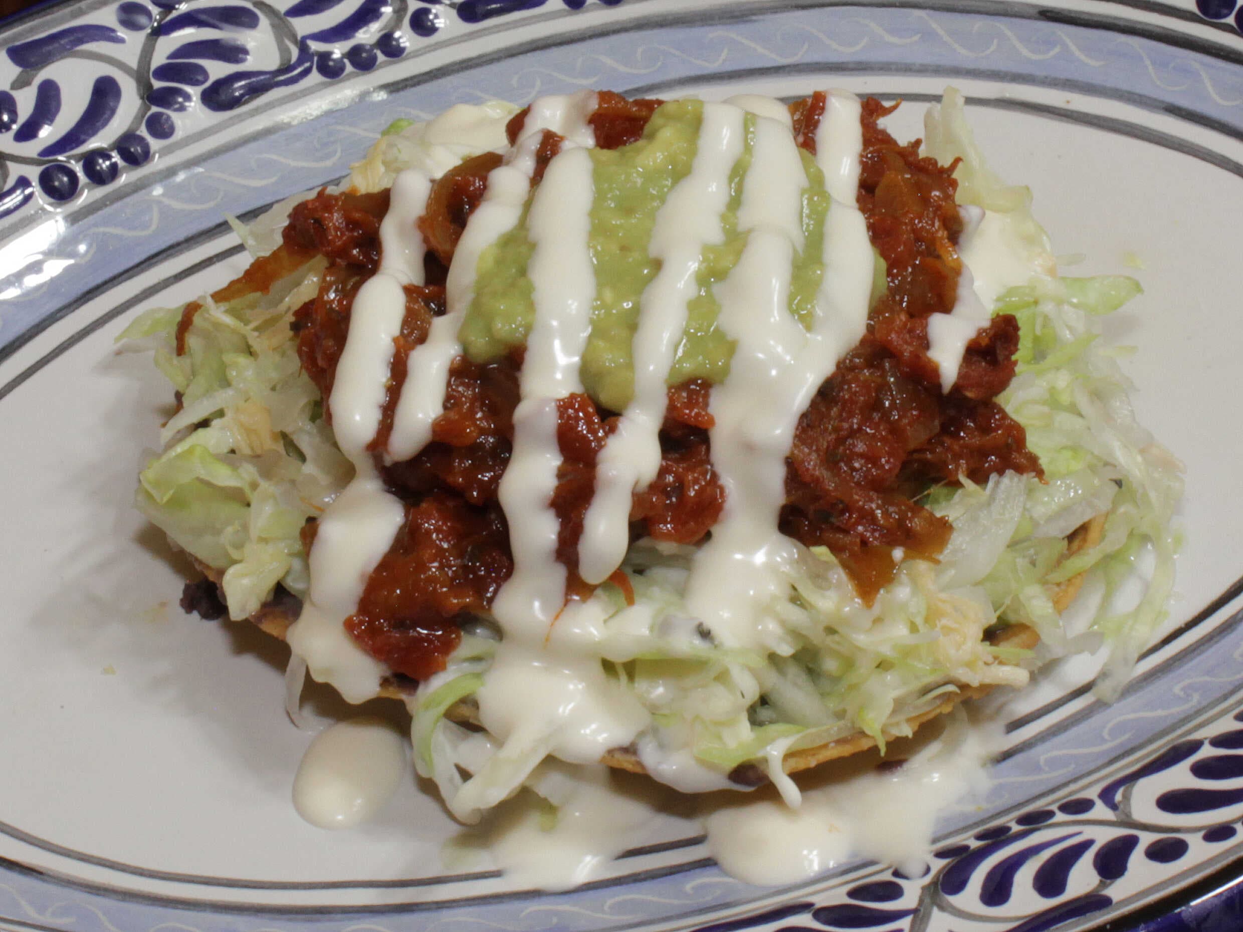 Tostada de Tinga
