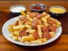 Salchipapas Clásicas