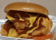 Hamburguesa de Pechuga de Pollo con Papas