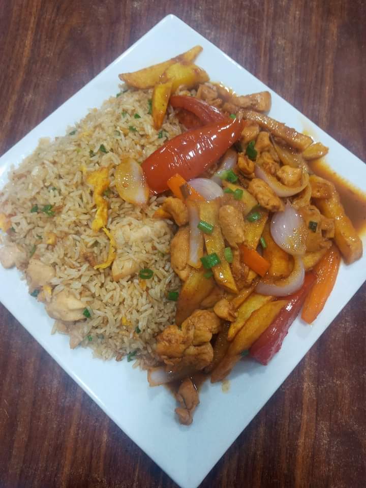 Saltado de Pollo