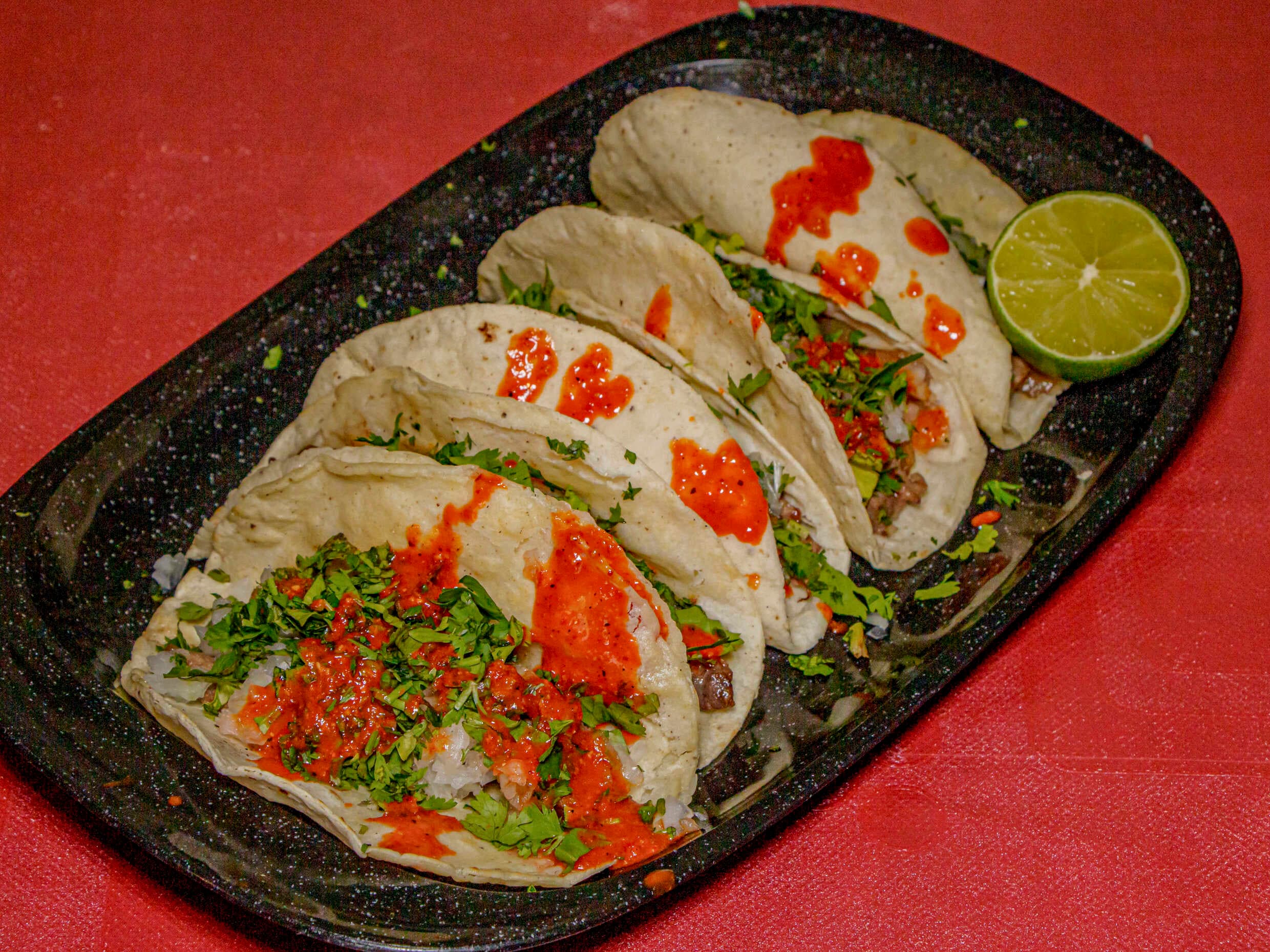 Tacos de Ilegal