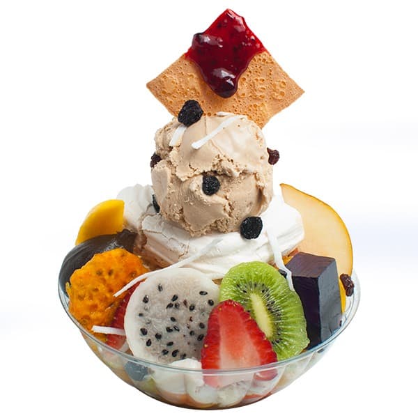 Ensalada súper especial (helado y merengón)