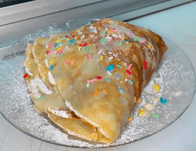 Crepa de Fresas, Leche condensada y Leche Pinito