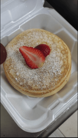 3 Piezas de Hotcakes con Fruta