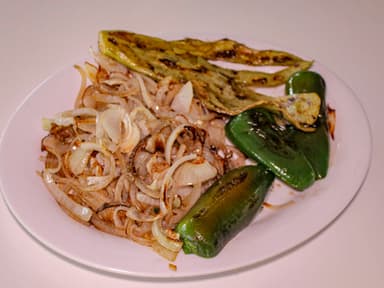 Cebollitas y Chiles Toreados