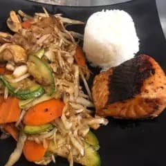 Tepanyaki de Salmón