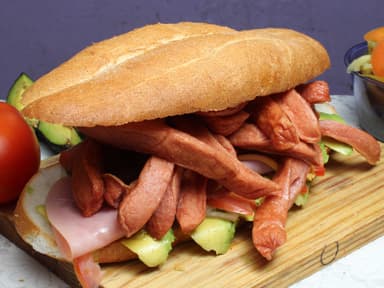 Salchicha con pierna
