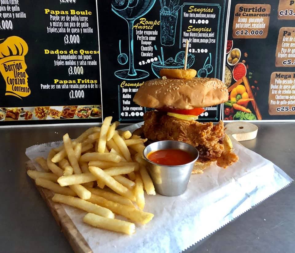 Hamburguesa de Pollo + Papas