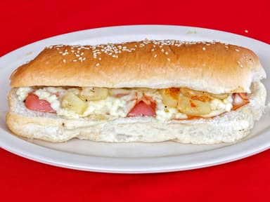 Hot Dog Hawaiano.