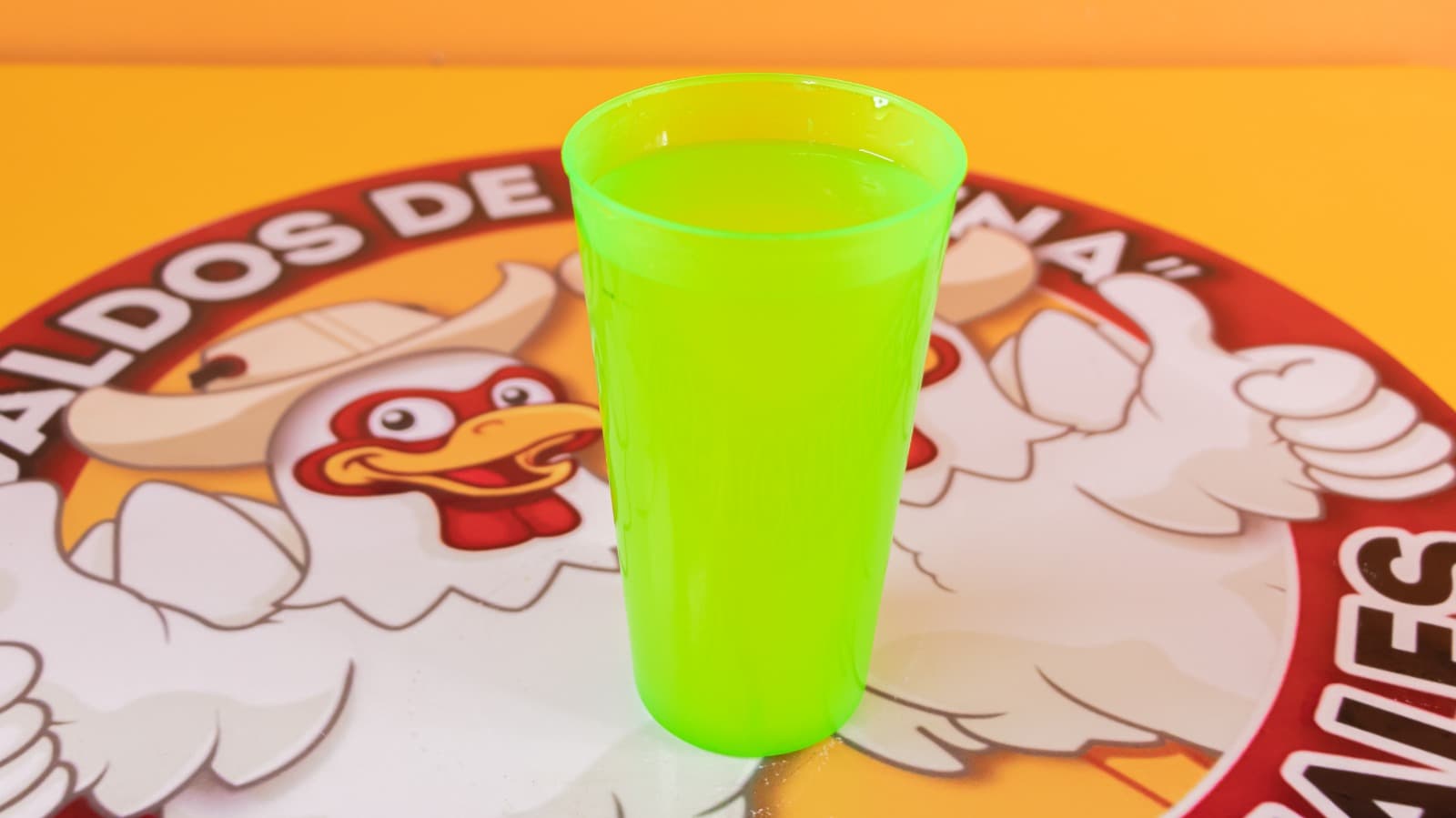 Agua de Limón con Chía