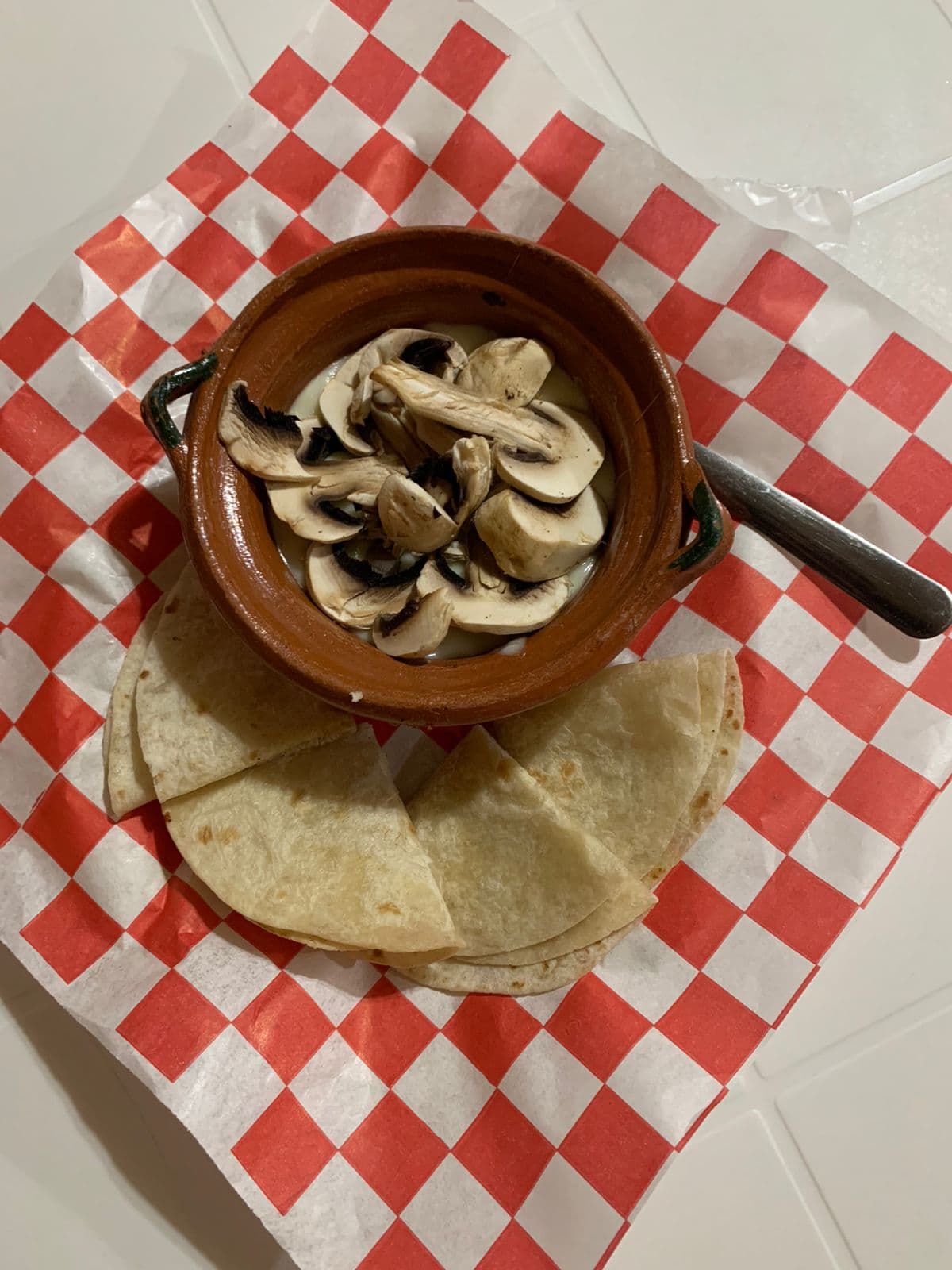 Queso Fundido de Champiñones