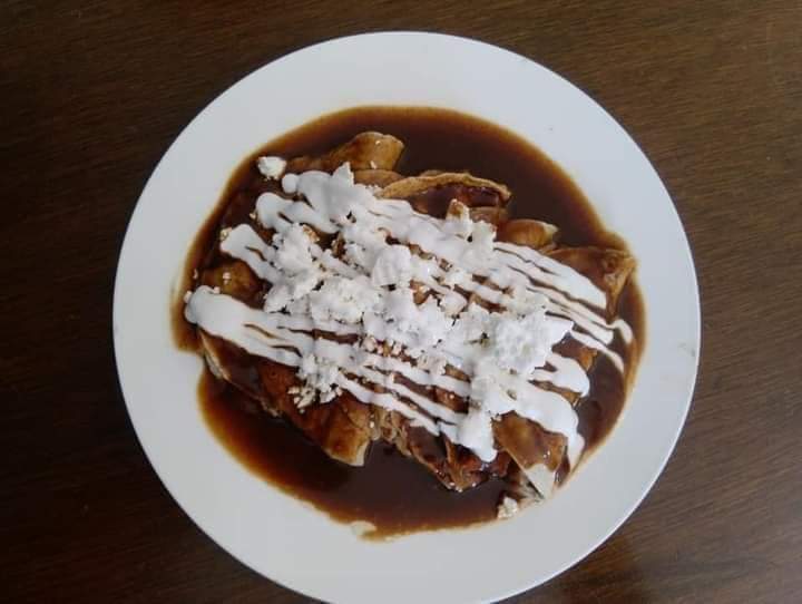 Enchiladas de mole