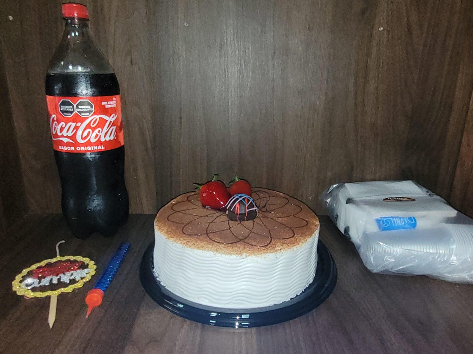 Combo Cumple Torta Genovesa Tradicional ½ Lb