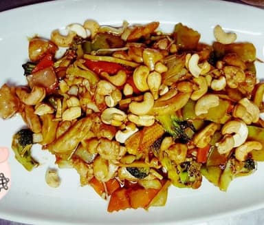 Pollo con Semilla de Marañón