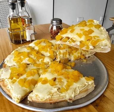 Pizza Estofada Hawaiana grande