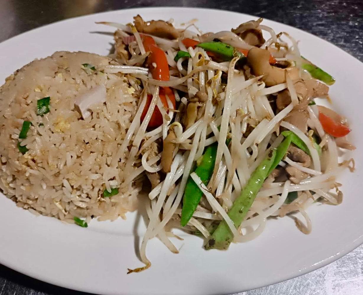 Menú Pollo con Frijolito Chino