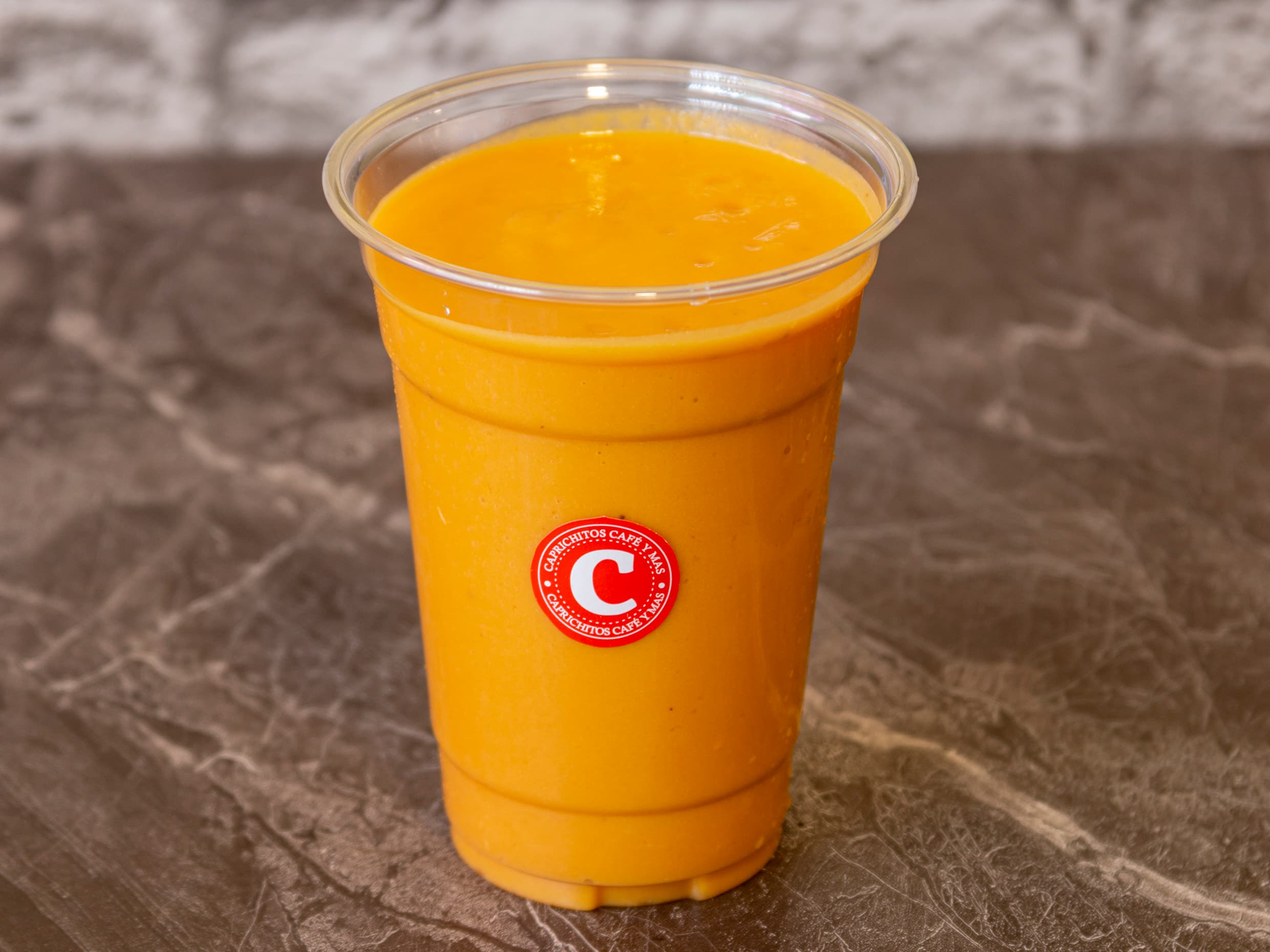 Jugo de Lúcuma con Plátano 16 oz