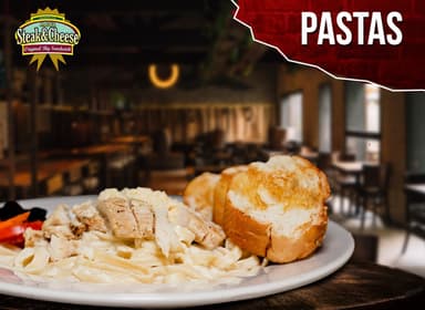Combo Fettuccine con Pollo + Pan y Bebida