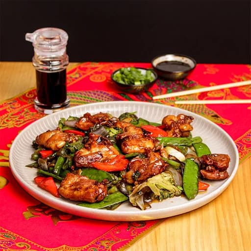 Pollo en Trozo con Verduras