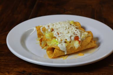 Flautas de Pollo