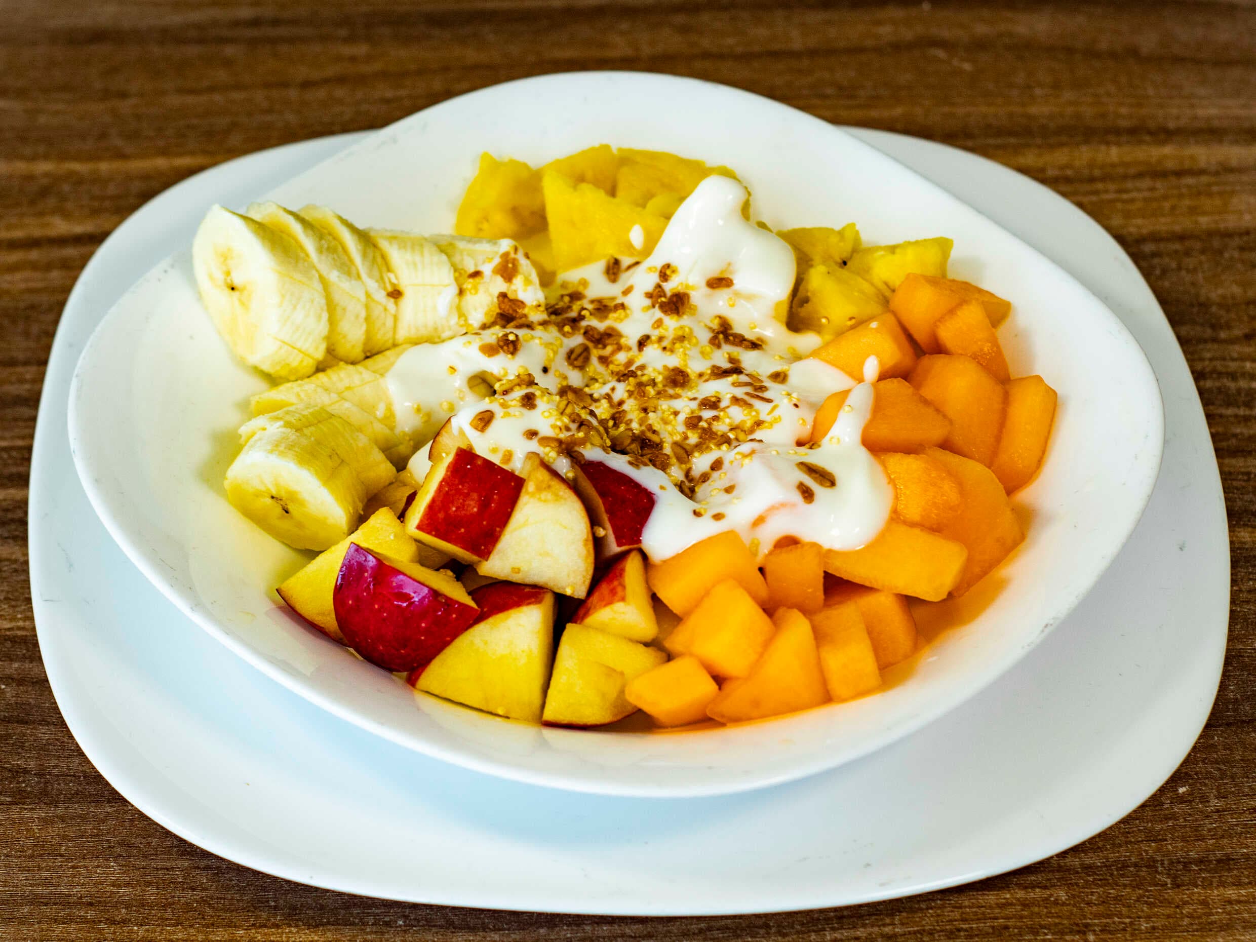 Fruta de temporada   Yogurth