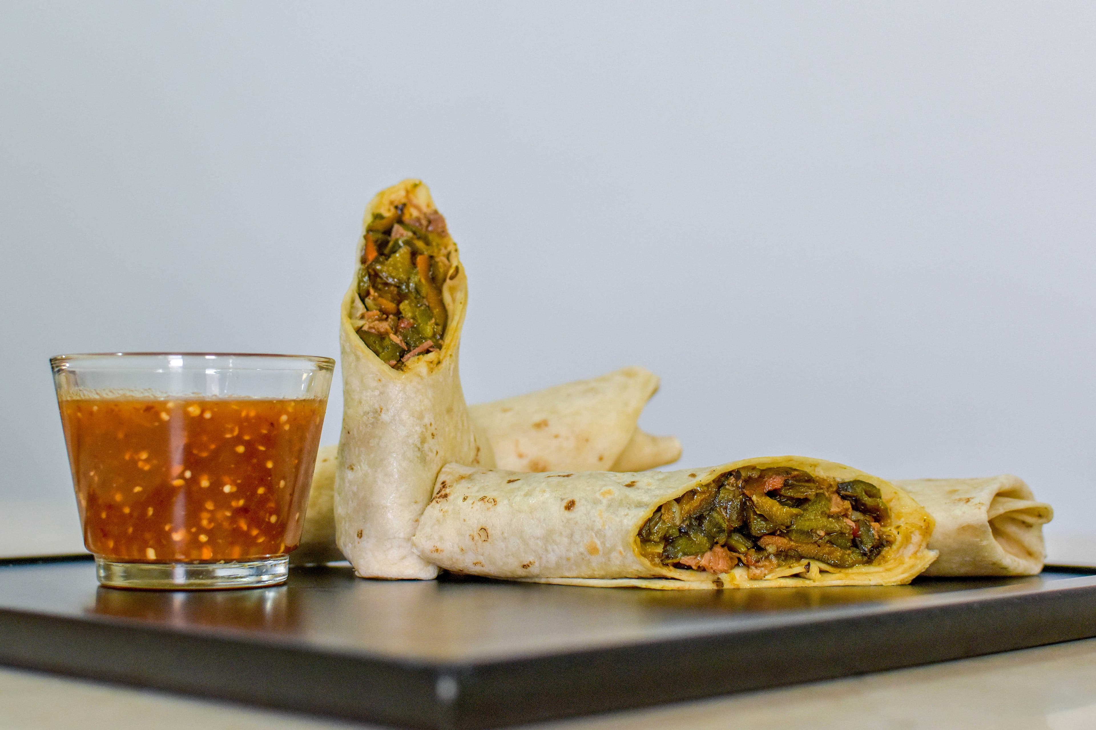 Burrito de Rajas con Carne