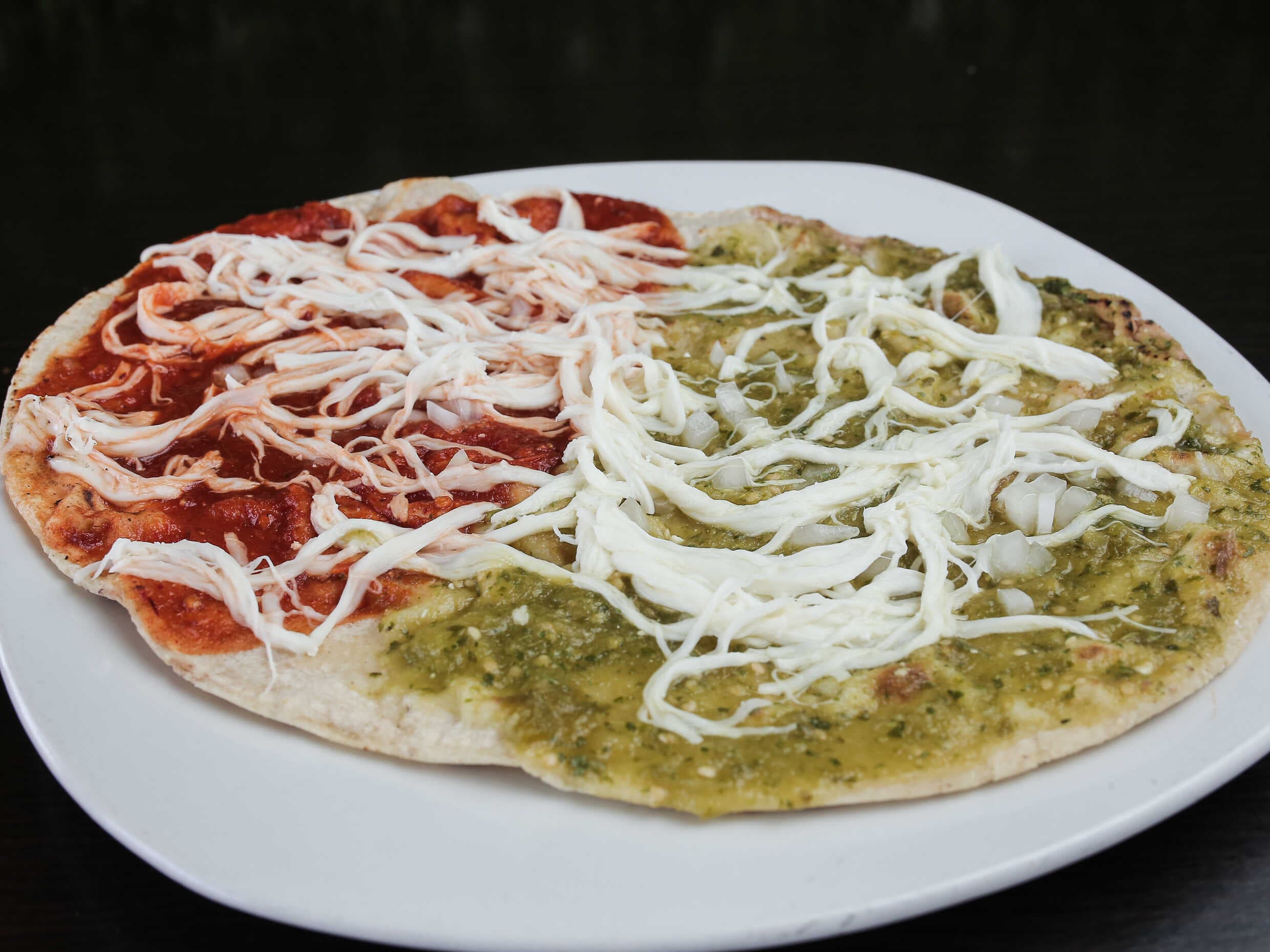 Gordita con Quesillo
