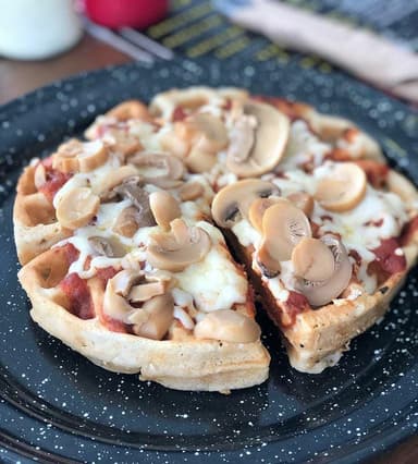 Waffle Pizza