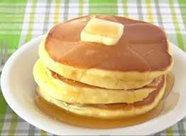 3 Hot Cakes + Café
