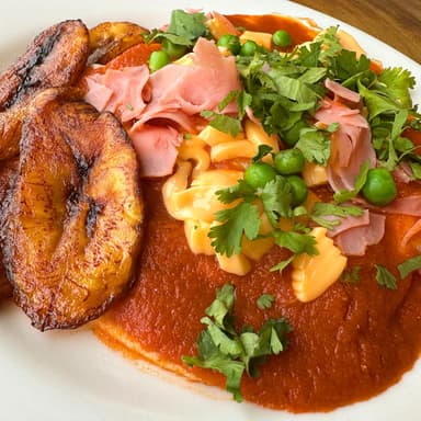 Huevos Motuleños
