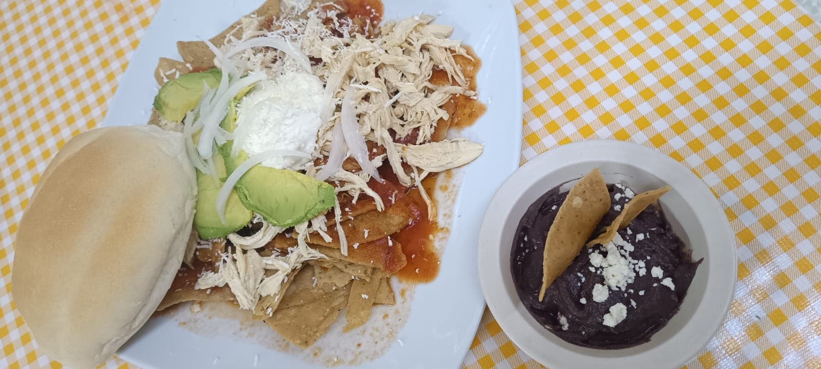 Chilaquiles Rojos