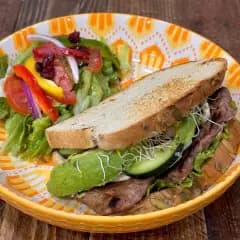 SANDWICH CON ARRACHERA