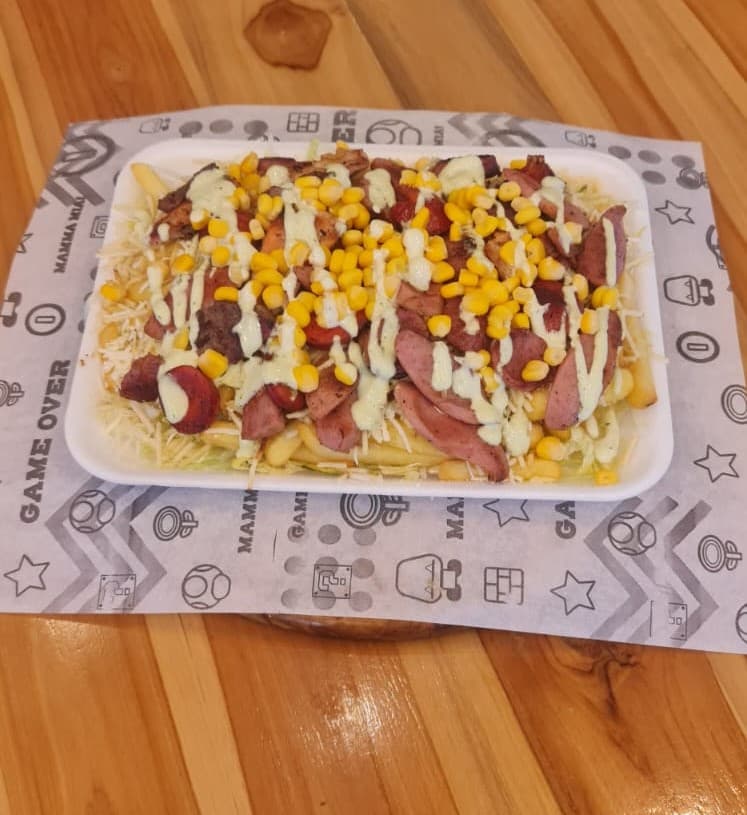Salchipapa 4 Carnes Épico