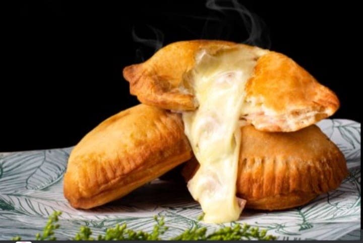 pastel de pollo + JUGO GRATIS