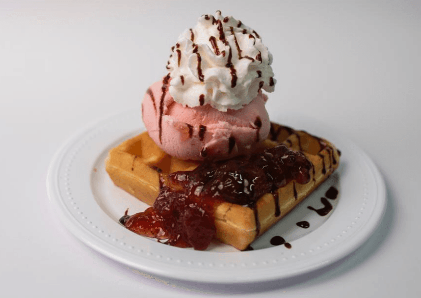 Waffle Con Helado