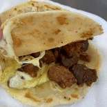 Quesadilla con Chicharrón Seco