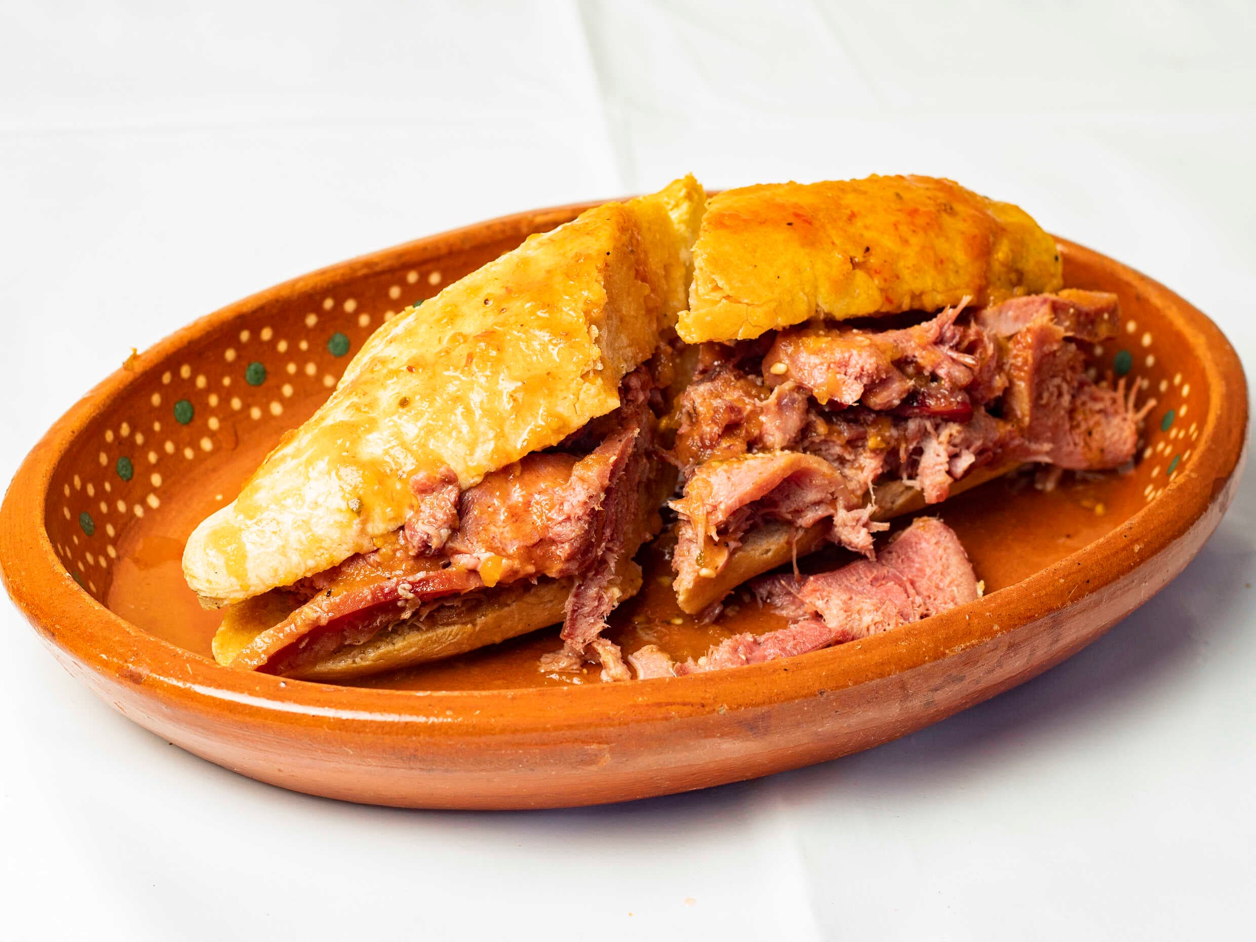 Torta ahogada de Lengua