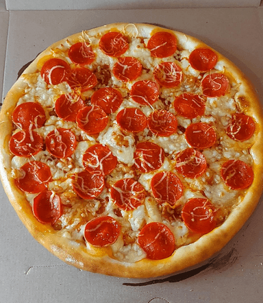 Pizza de Pepperoni Grande